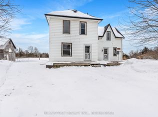 338 Burridge Rd, South Frontenac, ON K0H 1T0