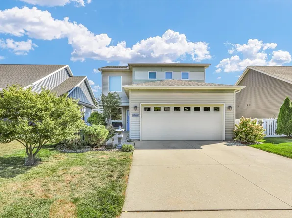 3204 Stanley Ln, Champaign, IL 61822