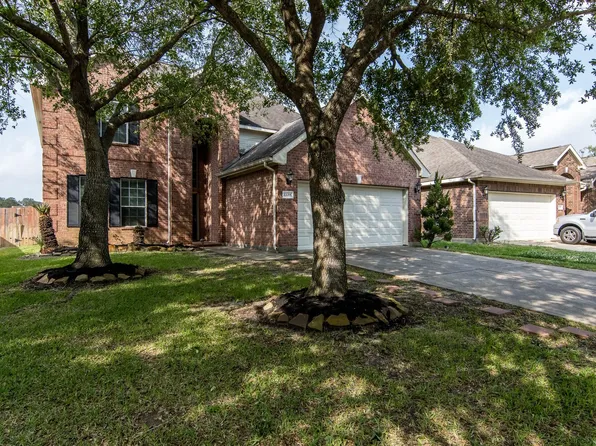 22015 Field Green Dr, Cypress, TX 77433