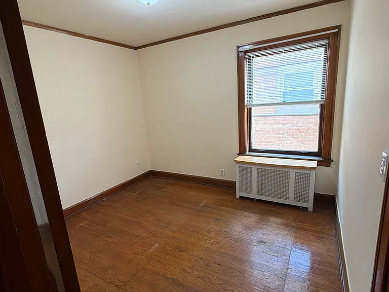 3352-3354 S Lituanica Bridgeport — Photo 3