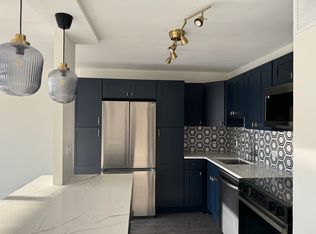 5445 N Sheridan Rd APT 911, Chicago, IL 60640