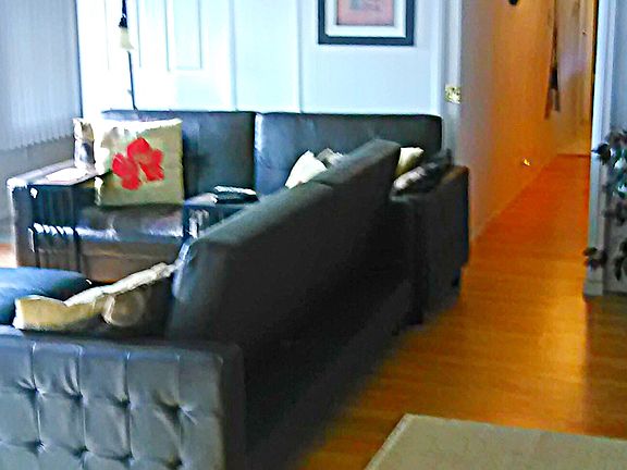 5th image of 711 50th Avenue Dr W