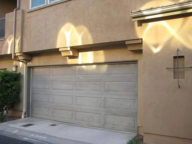 25557 Huxley Dr — Photo 6