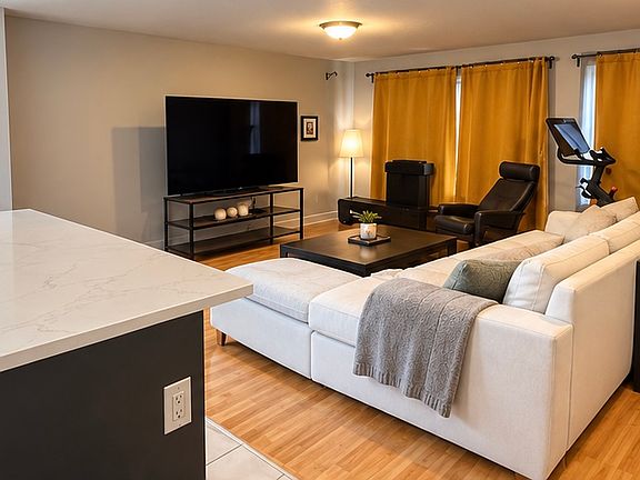 3rd image of 11 Chestnut St #2