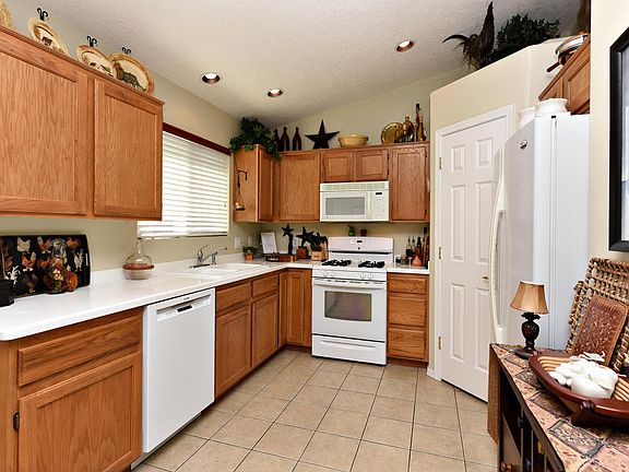 5th image of 1717 W Wide River Dr