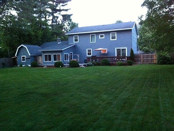 2nd image of 24 Heinrick Cir
