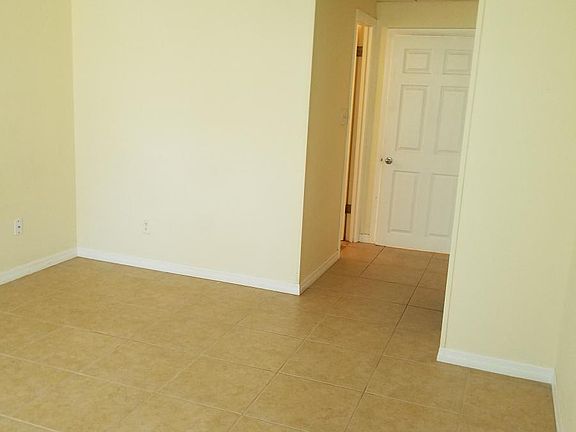 5th image of 1695 E Horatio Ave