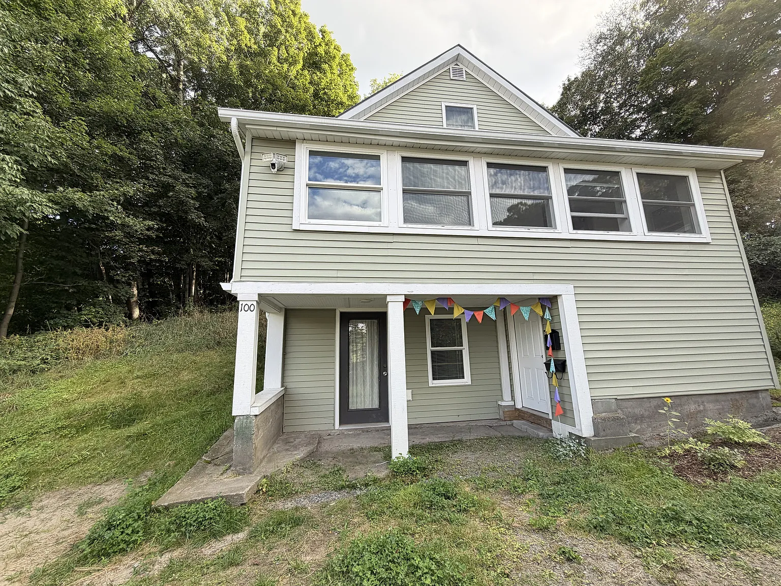 1 bed, 750 sqft, $1,200 — Photo 1