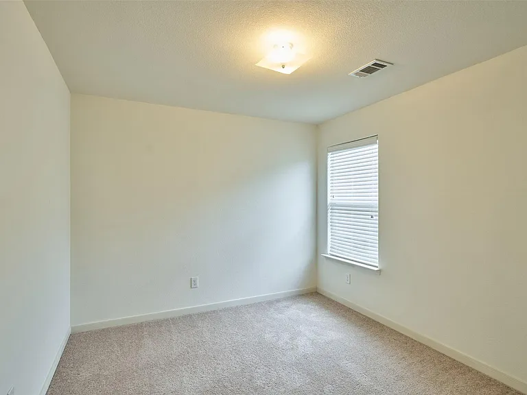 4243 Medina River Loop — Photo 29