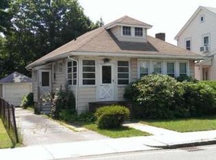 38 Robertson St, Quincy, MA 02169