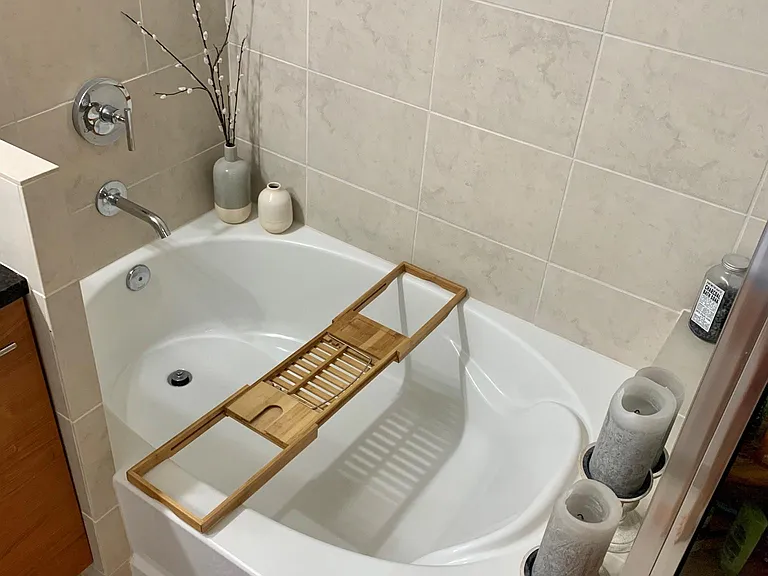 Large soaking tub perfect for relaxing