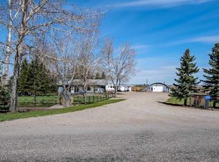 32126 Coal Trl W, Foothills County, AB T1V0A1