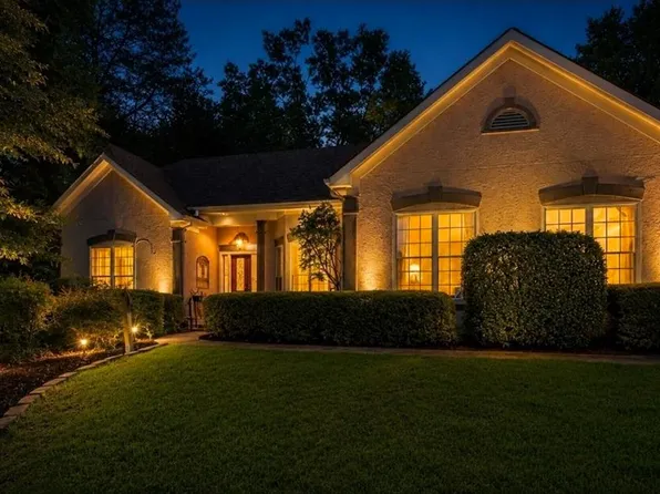 1313 Amberwood Dr, Woodstock, GA 30189