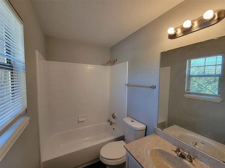 111 Cermeno Cv — Photo 16