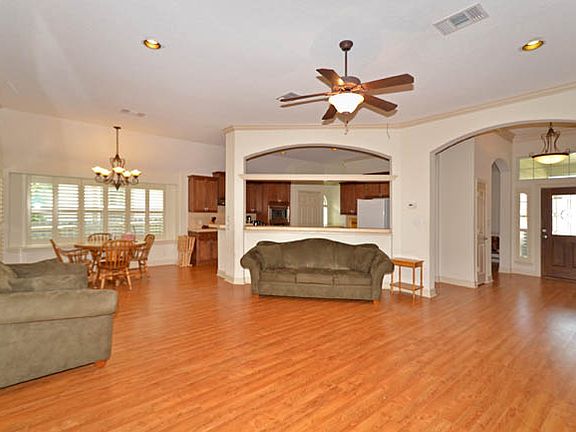 3rd image of 507 Wilderness Way