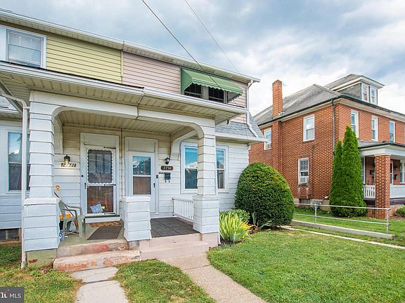 3rd image of 2734 Butler St