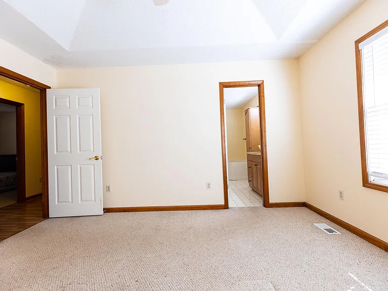 81 Peeples St — Photo 18