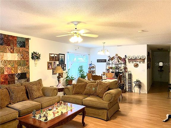 2nd image of 6210 Rolling Hammock Pl