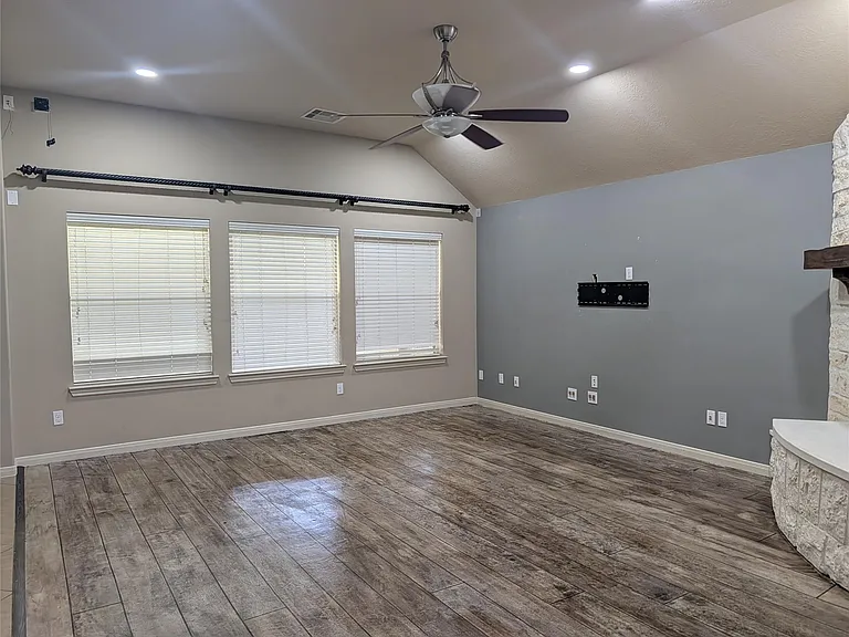 14915 Bronze Finch Dr — Photo 6