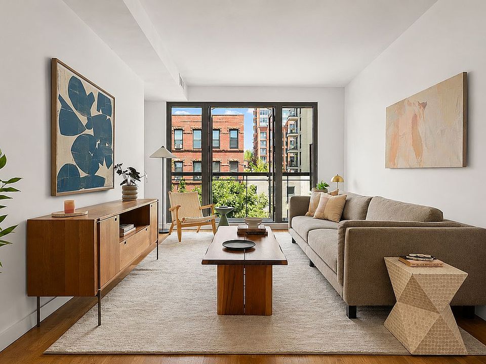 1st image of 500 4th Ave APT 3A