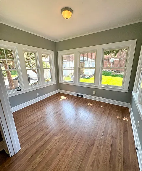 5246 Washington St — Photo 8