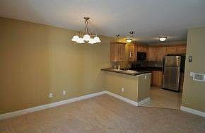 Breakfast bar and dining