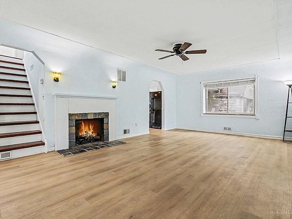 5th image of 7723 W Chester Rd