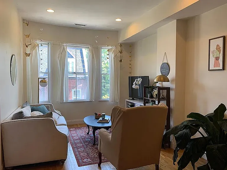 79 Highland St — Photo 9