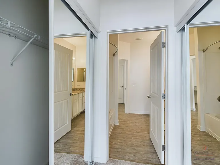 308 Mohegan Ave #7203 — Photo 16
