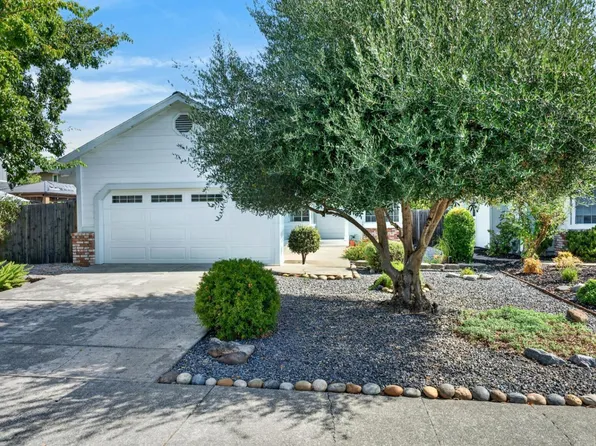 120 William Circle, Cloverdale, CA 95425