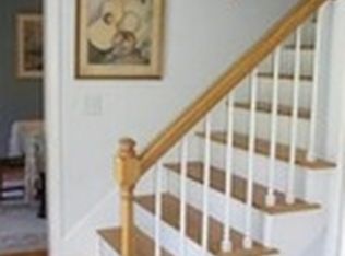 8 Evergreen Cir, Sterling, MA 01564