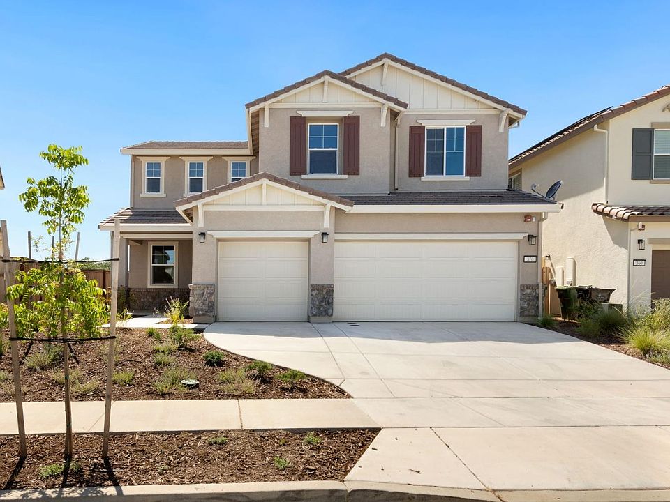1st image of 370 Lexington Ct