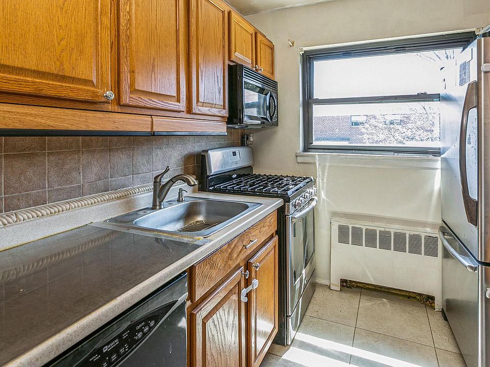 1st image of 73-70 Springfield Blvd #62A2
