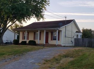 329 Pioneer Dr, Oak Grove, KY 42262