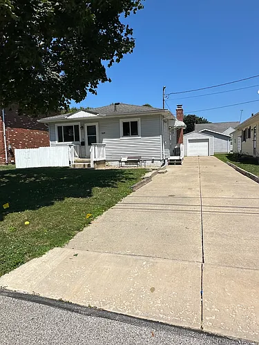 649 E Hopocan Ave Photo 1