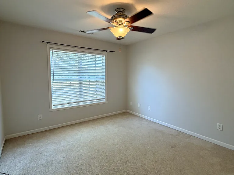 4566 Woodway Dr — Photo 22