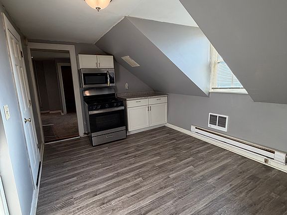 2nd image of 1043 Seminary Ave Unit 2