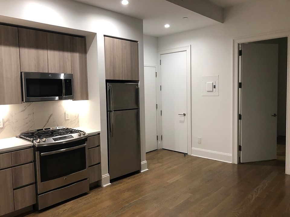 1st image of 15 Park Row APT 5D