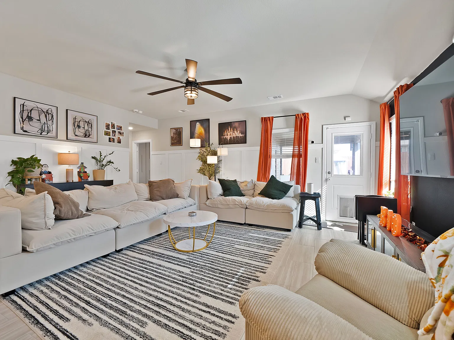 5 bed, 2120 sqft, $3,000 — Photo 2