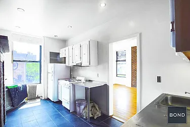 Rented by Bond New York