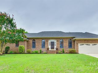 3041 Tradd Dr, Harrisburg, NC 28075