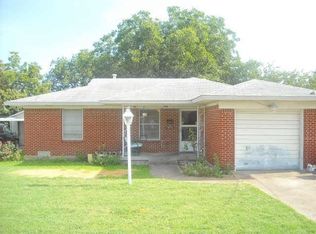 3830 Dutton Dr, Dallas, TX 75211