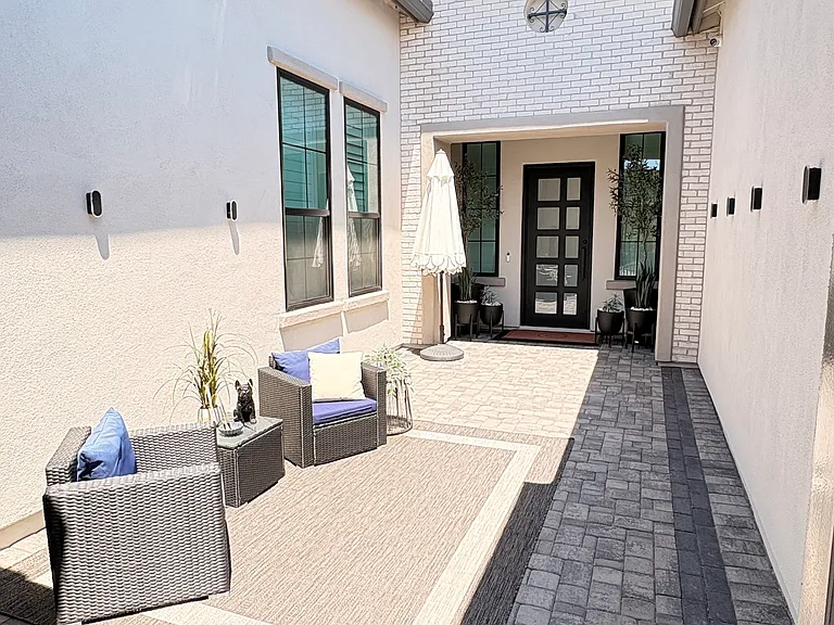 5762 E Star Valley St — Photo 2