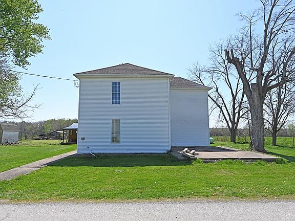 3rd image of 2605 Ireton Trees Rd