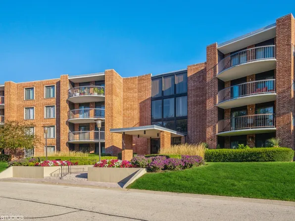 1515 E Central Rd Unit 318C, Arlington Heights, IL 60005