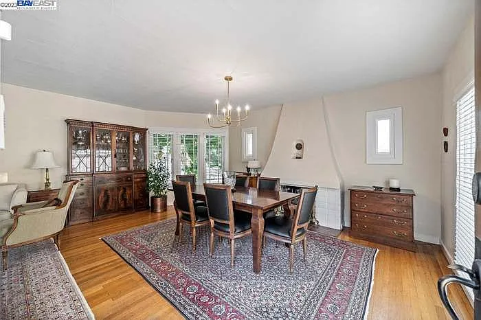 769 Vincente Ave — Photo 8