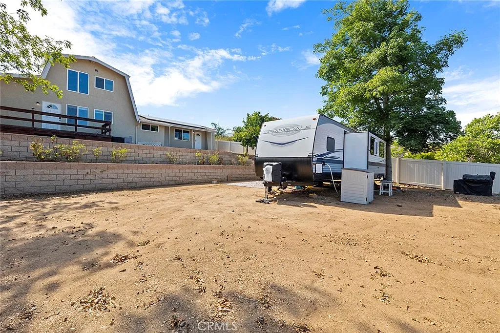 3 bed, 1440 sqft, $3,400 — Photo 4