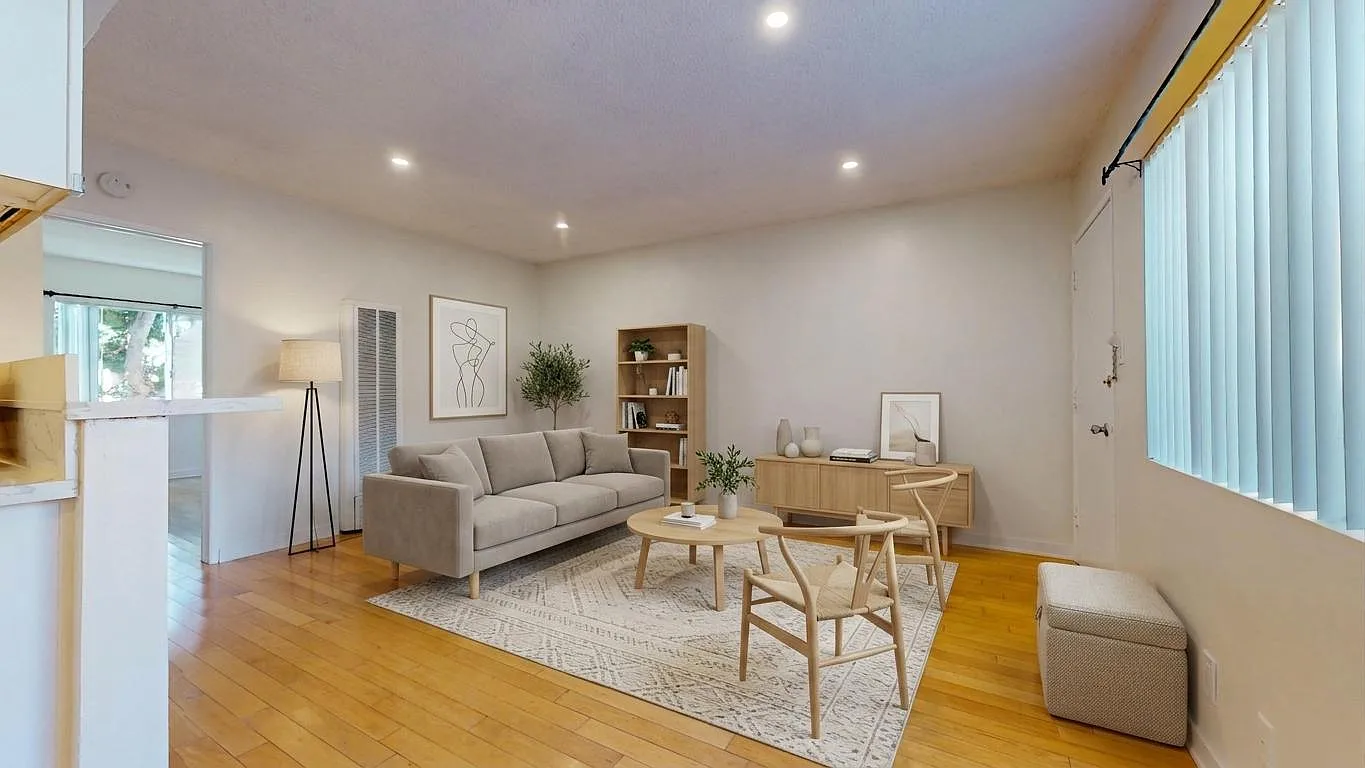 1 bed, 575 sqft, $2,390 — Photo 2