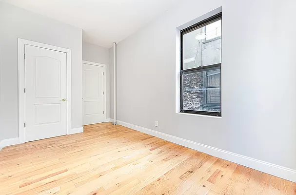 Rented by REAL New York | media 30