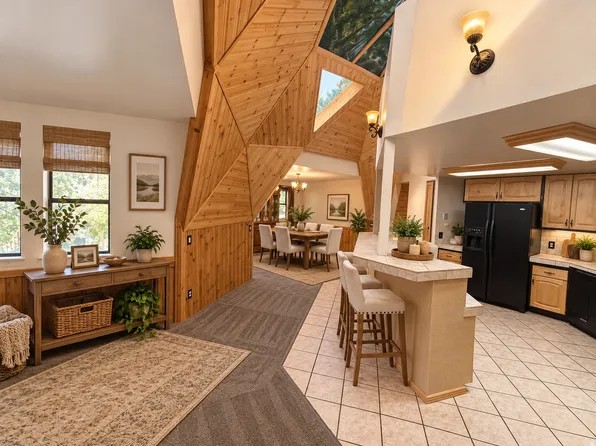 3061 W Mandy Cir, West Jordan, UT 84084